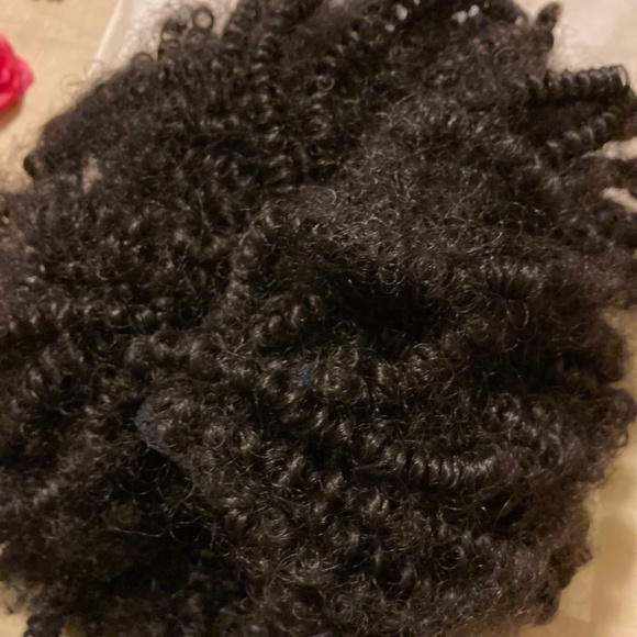 NWT Faux Kinky Coily Ponytail by Natural Girl Wigs Color 1B Length 12 inches - Picture 7 of 13